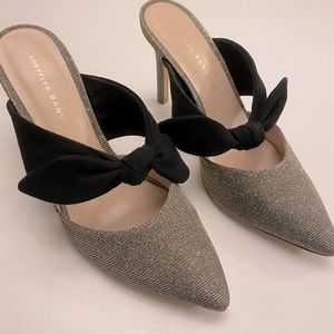 Loeffler Randall metallic pumps